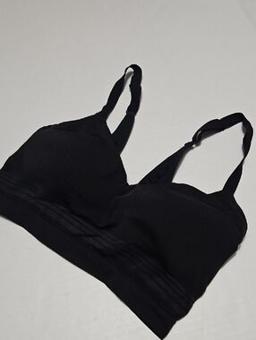 Warner's Black Wireless Bralette with Adjustable Straps Size L